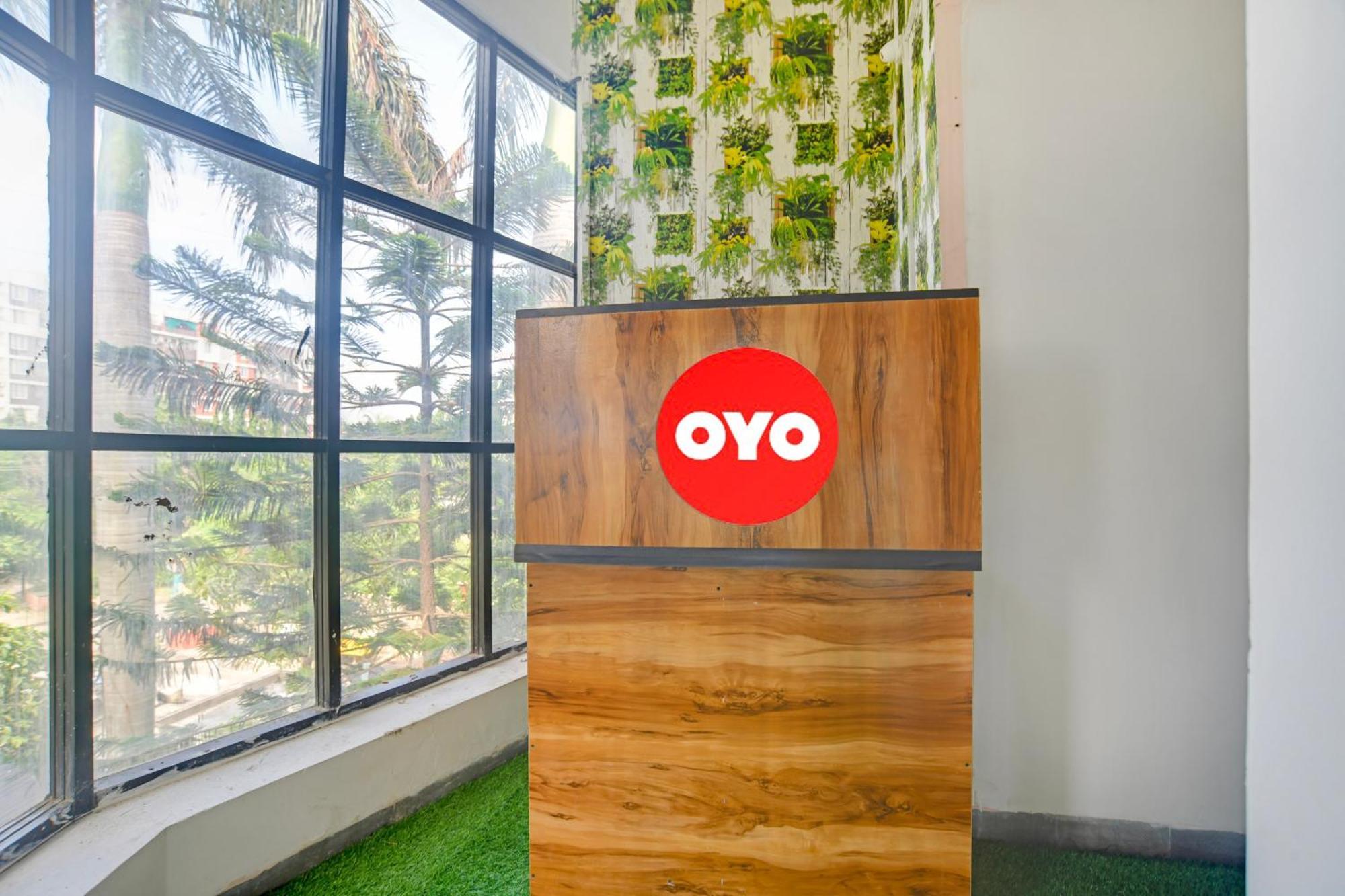 Oyo Flagship Hotel Shree United Indaur Kültér fotó