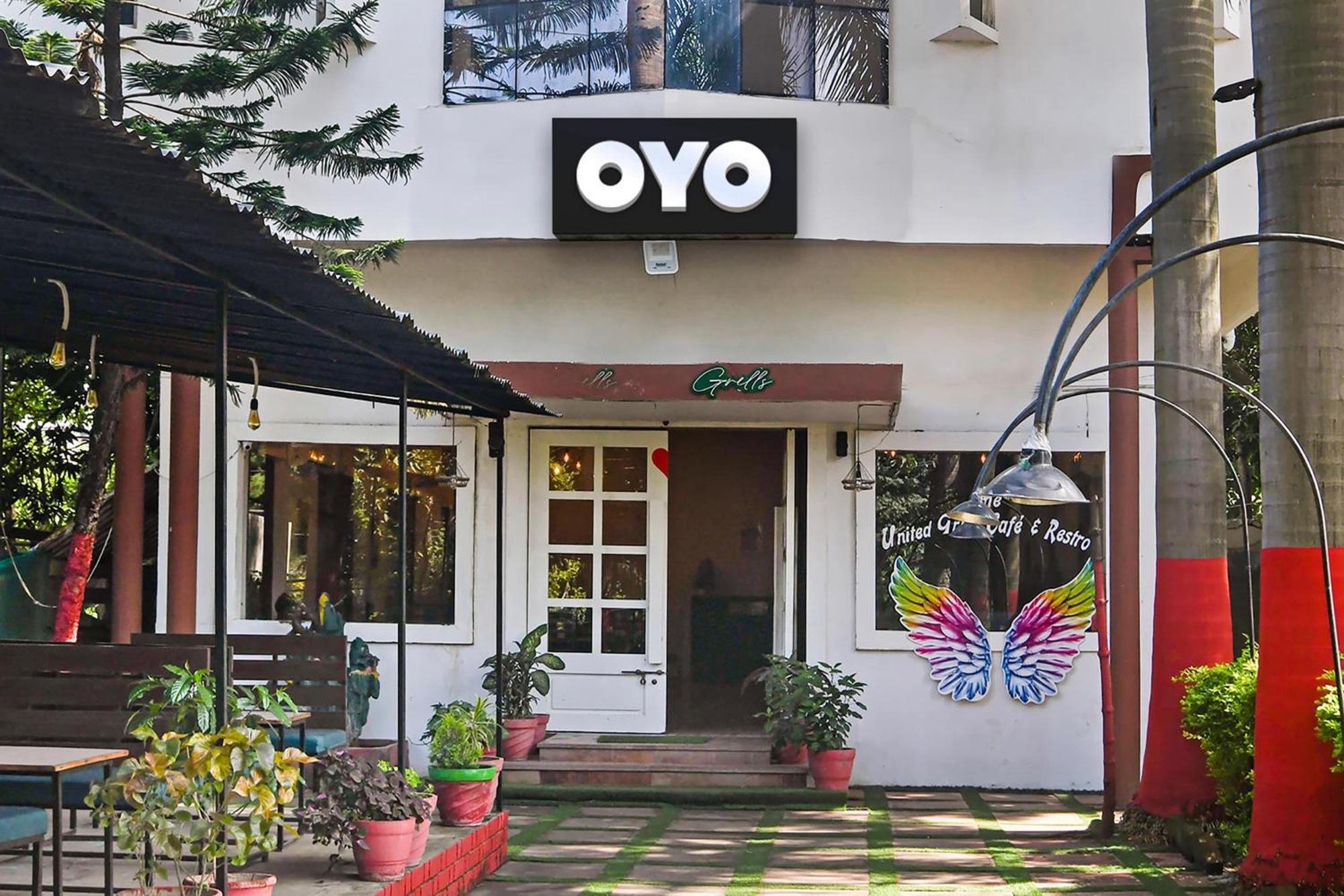 Oyo Flagship Hotel Shree United Indaur Kültér fotó